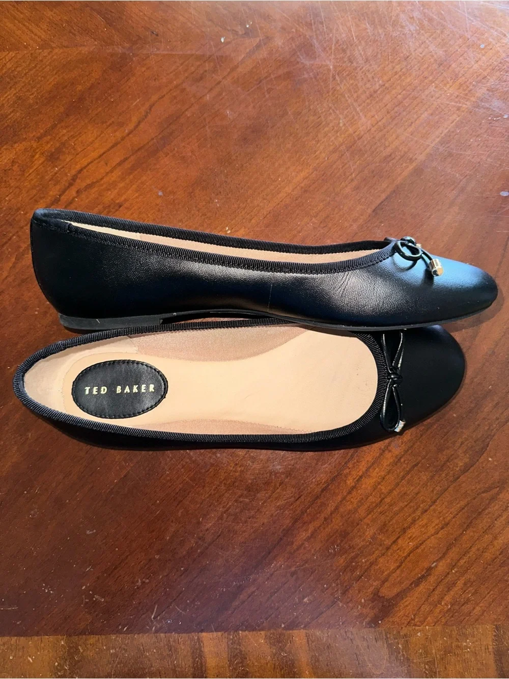 Ted Baker Black Bow Trim Ballet Flats (LIKE NEW) minimal ware (without box)